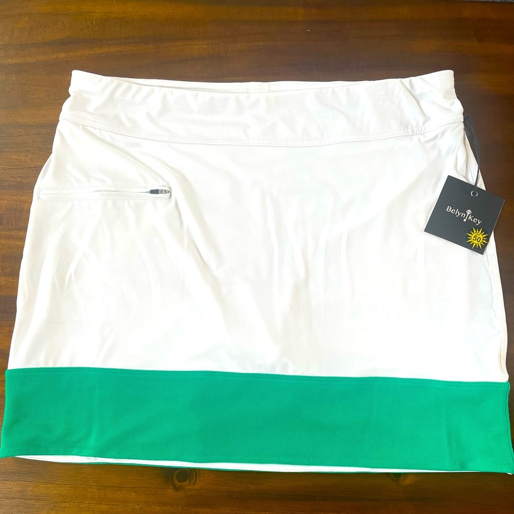 Belyn Key Golf Tennis Skort NEW Size L